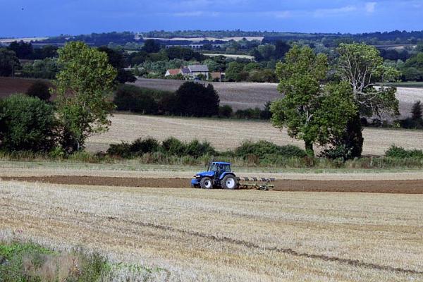 Blue tractor in Middle Aston.jpg